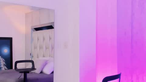 Snapshot of _saragarcia_ chatting on March 3, 11:49 am Sara online show from March 3, 11:49 am