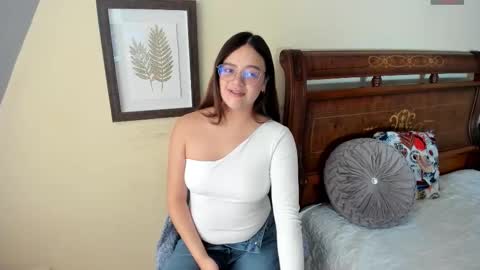 Snapshot of _sarahh_0hh chatting on November 13, 2:16 pm Sarah online show from November 13, 2:16 pm