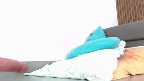 Sassy Girl online show from December 13, 5:00 pm