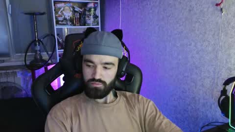 Ask me online show from November 3, 8:10 pm