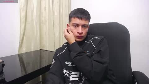 Snapshot of _sexy_jack chatting on January 17, 3:12 am Juan Pablo-independent model online show from January 17, 3:12 am