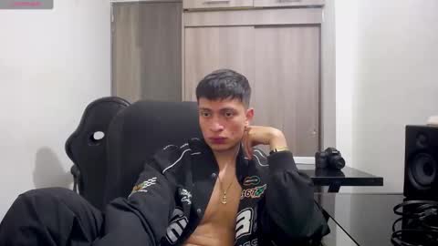 Snapshot of _sexy_jack chatting on January 20, 3:15 am Juan Pablo-independent model online show from January 20, 3:15 am