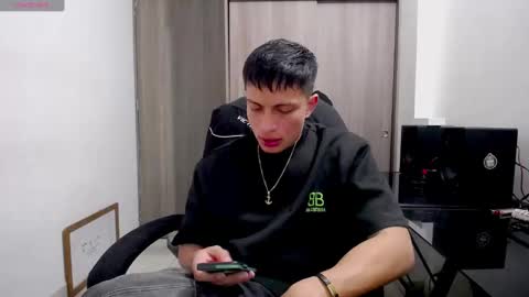 Snapshot of _sexy_jack chatting on January 21, 5:05 am Juan Pablo-independent model online show from January 21, 5:05 am