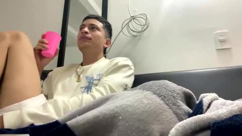 Snapshot of _sexy_jack chatting on February 9, 4:14 am Juan Pablo-independent model online show from February 9, 4:14 am