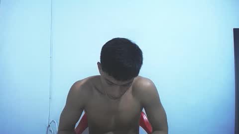 Juan Pablo-independent model online show from December 3, 4:20 am