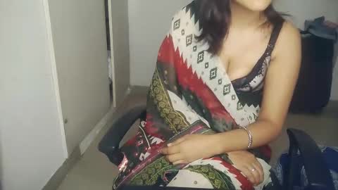 _shalini_0 online show from October 8, 12:47 pm