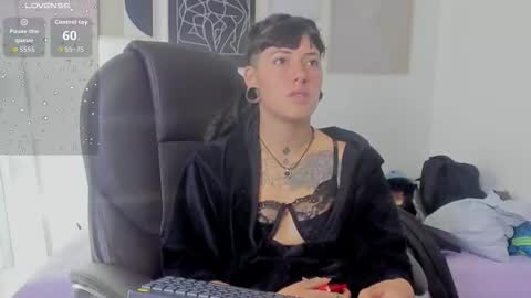 _sharlotte777 online show from November 28, 4:53 pm