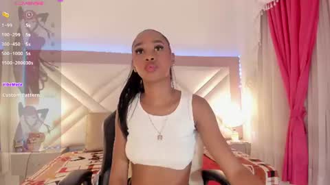 Shayra online show from July 29, 1:53 pm