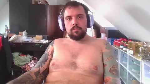 _smiley_bear27 online show from November 14, 6:01 am