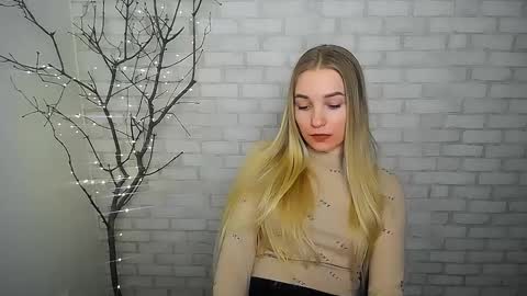 Rachel online show from March 3, 5:18 pm