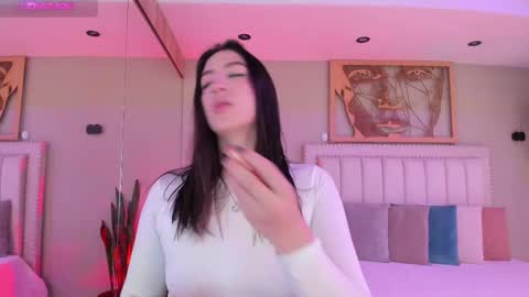 Snapshot of _sofia_cruz chatting on November 20, 5:56 pm 640 200 online show from November 20, 5:56 pm