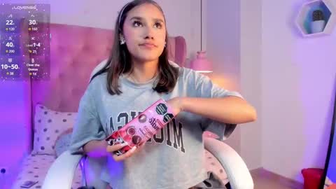 Sophie  online show from November 11, 8:31 pm