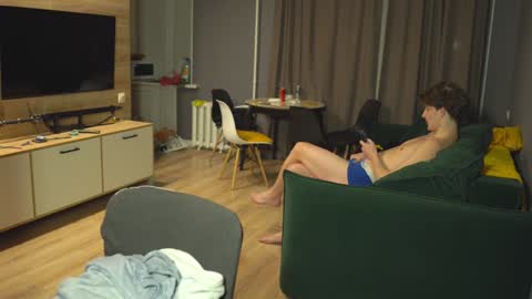 OLIVERpvt is open online show from December 3, 12:59 pm