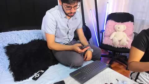 Coco and J online show from March 25, 4:13 pm