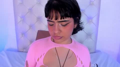 Snapshot of _sowy_venus_ chatting on October 27, 8:24 pm V E N U S online show from October 27, 8:24 pm