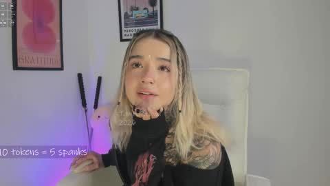 _tammarra_ online show from March 17, 7:50 pm