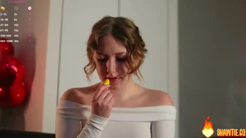 Taylor online show from April 14, 10:32 am