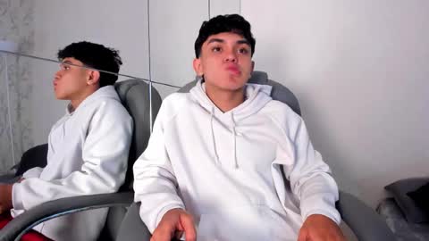 _taylorblack online show from March 15, 11:38 am