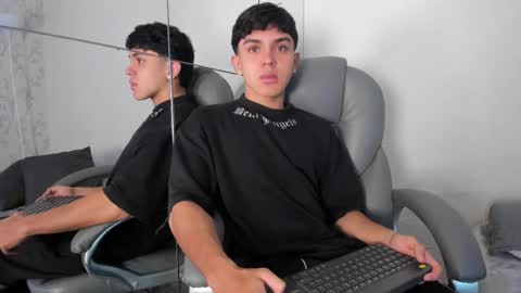 _taylorblack online show from April 10, 11:37 am