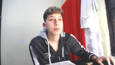 Thomas online show from January 12, 1:21 am