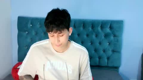 Thomas online show from December 18, 3:23 am