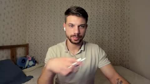 Snapshot of _tonywolf chatting on January 19, 2:04 am Tony Wolf online show from January 19, 2:04 am