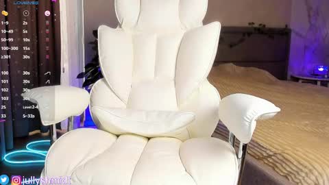 Julia online show from March 16, 5:24 am