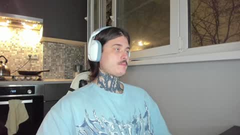 _torfin_ online show from January 13, 10:24 pm