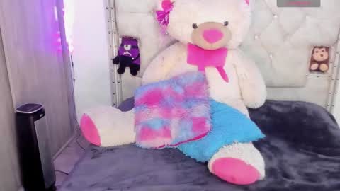 Snapshot of _trinitty chatting on September 23, 1:52 am _trinitty online show from September 23, 1:52 am