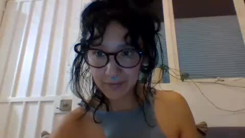 _tutti_frutti_ online show from March 5, 5:29 am