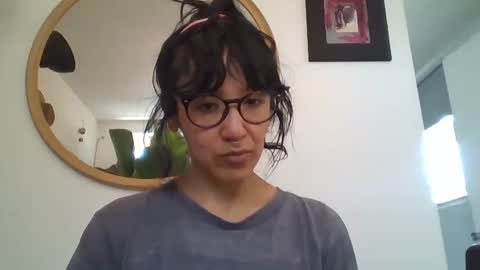 _tutti_frutti_ online show from February 26, 9:25 pm