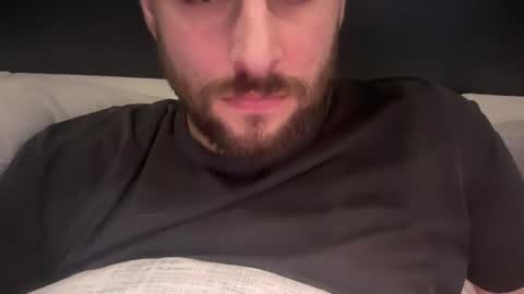 Snapshot of _ur_happy_meal chatting on March 2, 7:02 pm DJ online show from March 2, 7:02 pm