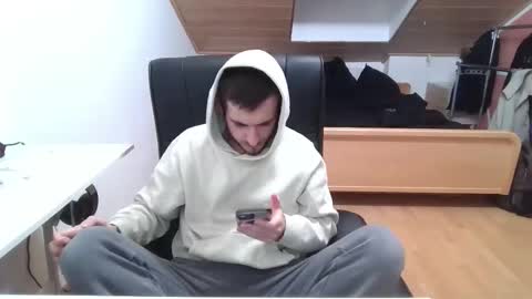 Snapshot of _v_l_a_d_ chatting on October 29, 12:46 am Vlad online show from October 29, 12:46 am