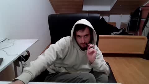 Snapshot of _v_l_a_d_ chatting on November 17, 11:21 pm Vlad online show from November 17, 11:21 pm