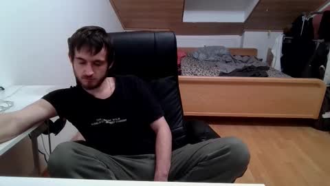 Snapshot of _v_l_a_d_ chatting on December 16, 6:24 pm Vlad online show from December 16, 6:24 pm