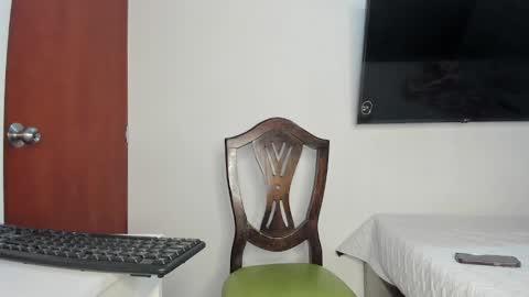 _valentina_69 online show from June 7, 12:15 am