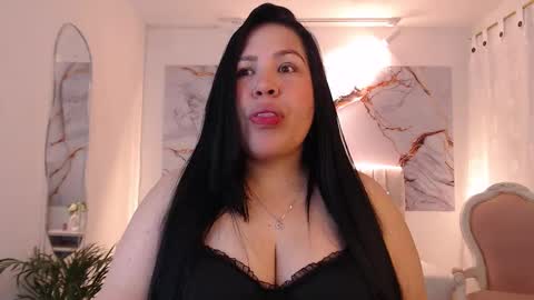 Snapshot of _valeriamiller chatting on November 23, 10:20 pm valeria online show from November 23, 10:20 pm