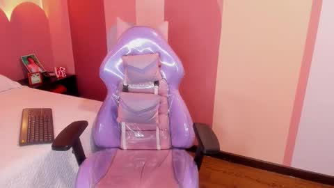 _valeryboobs_ online show from March 25, 2:34 pm