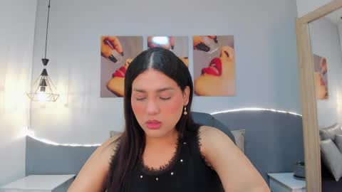 Snapshot of _valerycooper chatting on April 28, 11:37 am _valerycooper online show from April 28, 11:37 am