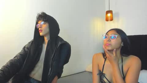 _vanie online show from October 24, 11:23 pm