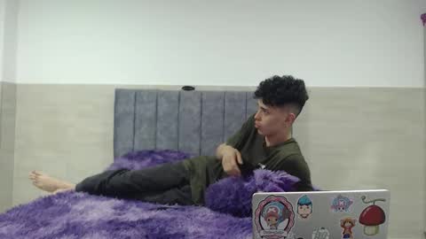 _vanie online show from November 13, 9:47 pm