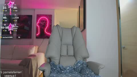 stephany online show from April 3, 10:52 pm