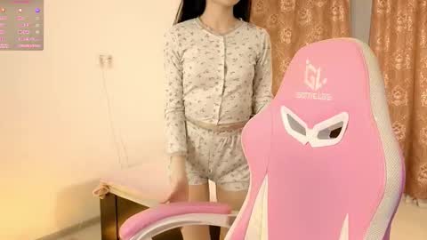 Snapshot of _velvet_doll chatting on February 17, 10:27 pm Misa online show from February 17, 10:27 pm