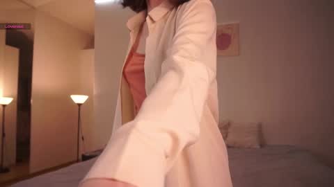 Snapshot of _vi_vi_ chatting on February 16, 8:00 pm Viola online show from February 16, 8:00 pm