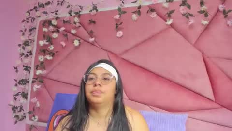 _violeta18_ online show from November 16, 3:23 am