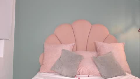 Snapshot of _vix555_ chatting on December 16, 4:34 am Vix online show from December 16, 4:34 am