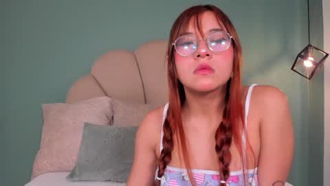 Snapshot of _vix555_ chatting on December 18, 3:58 am Vix online show from December 18, 3:58 am