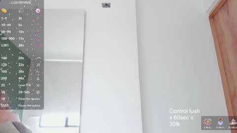 Snapshot of _vix555_ chatting on February 8, 4:57 pm Vix online show from February 8, 4:57 pm