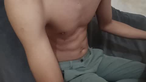 Snapshot of _vov_ chatting on October 21, 12:50 pm _vov_ online show from October 21, 12:50 pm