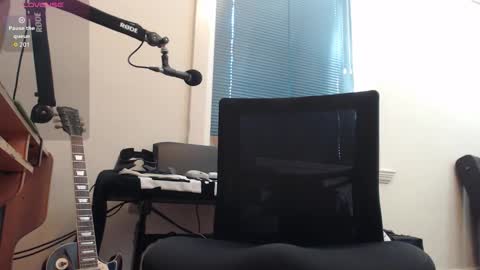 _xxrockstarloverxx_ online show from November 8, 9:57 pm